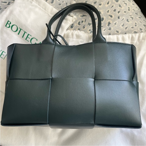 Bottega Veneta Arco Small Tote - Picture 5 of 16